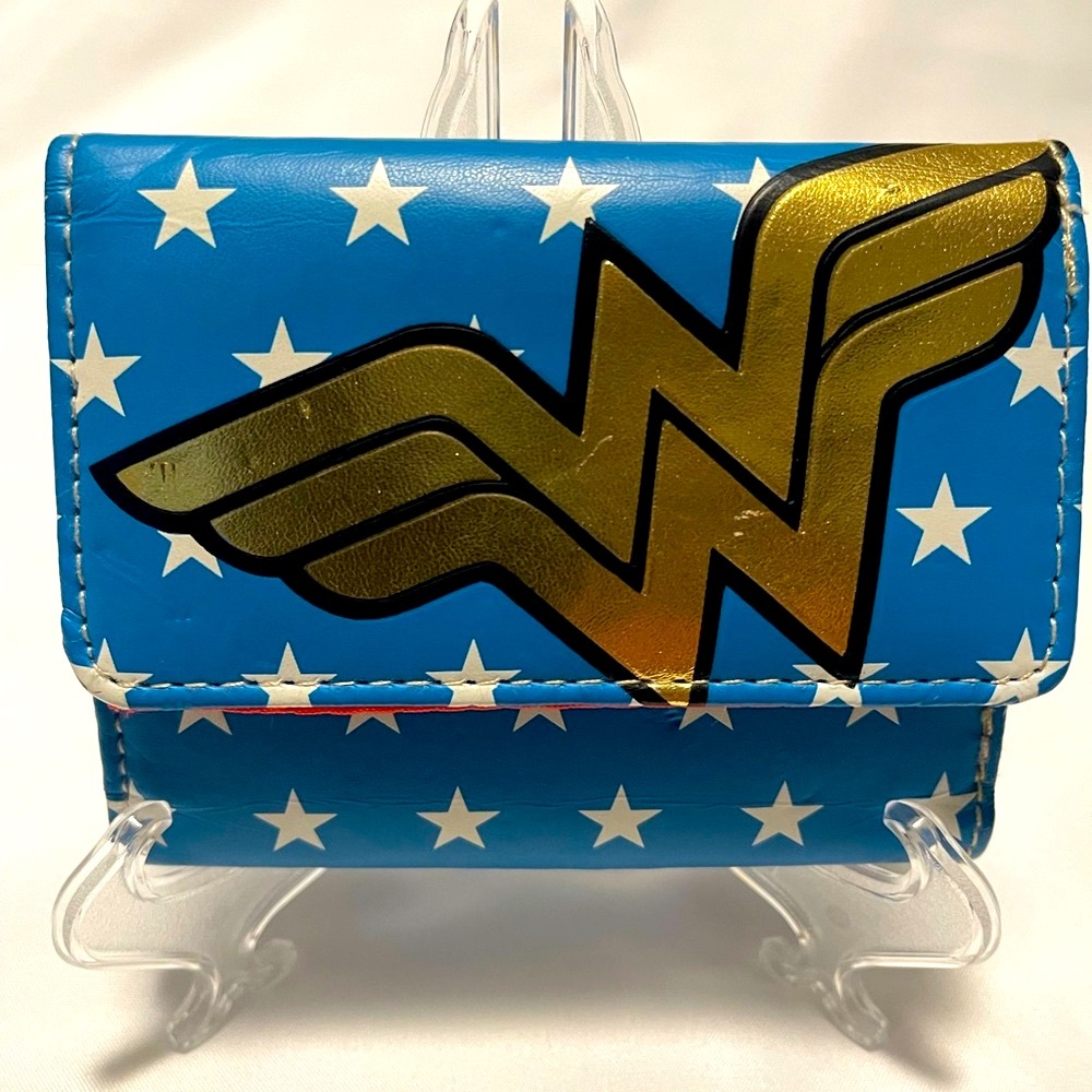 DC Comics Blue and Gold Wonder Woman Wallet